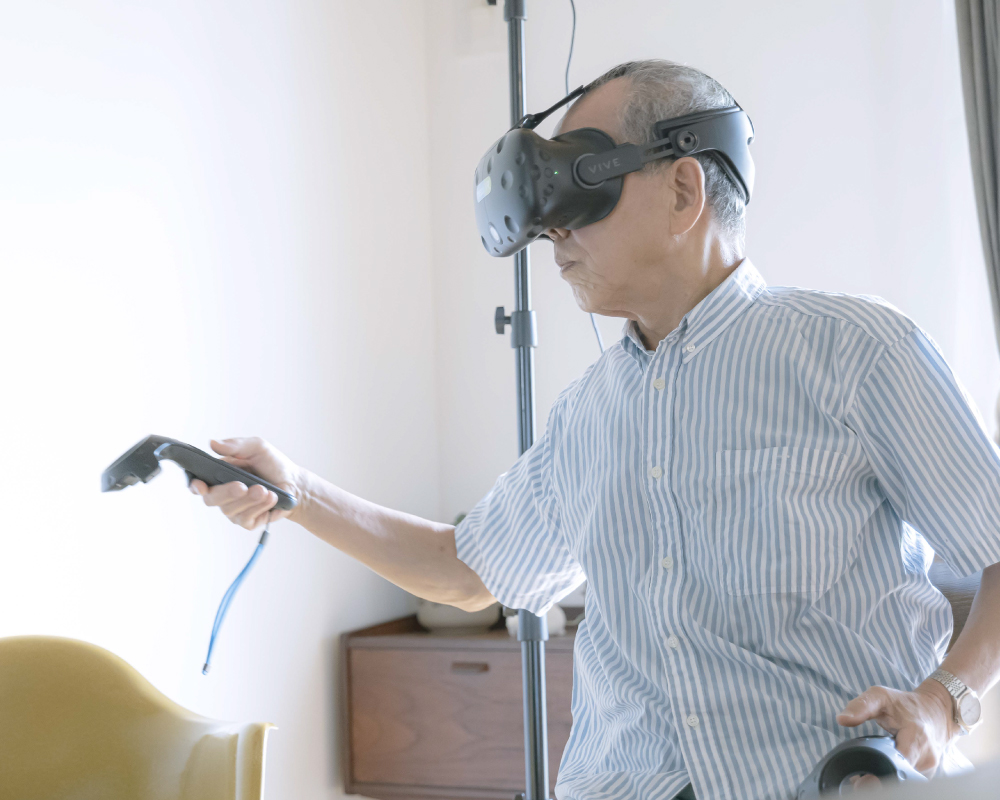 芦屋のリハビリ・パーソナルトレーニングサロンReHAB.のVRリハビリ・トレーニング教室写真